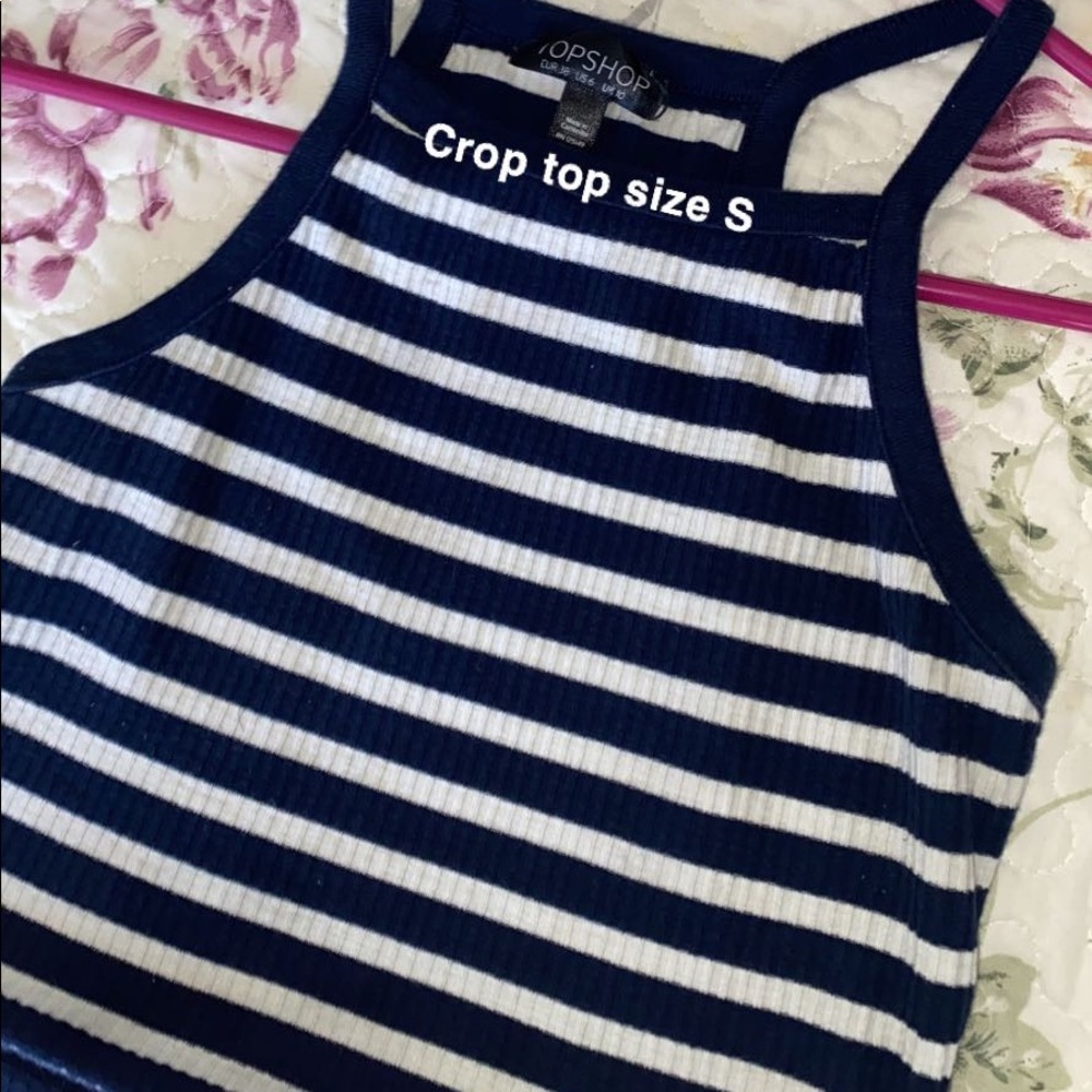 Sleeveless crop top